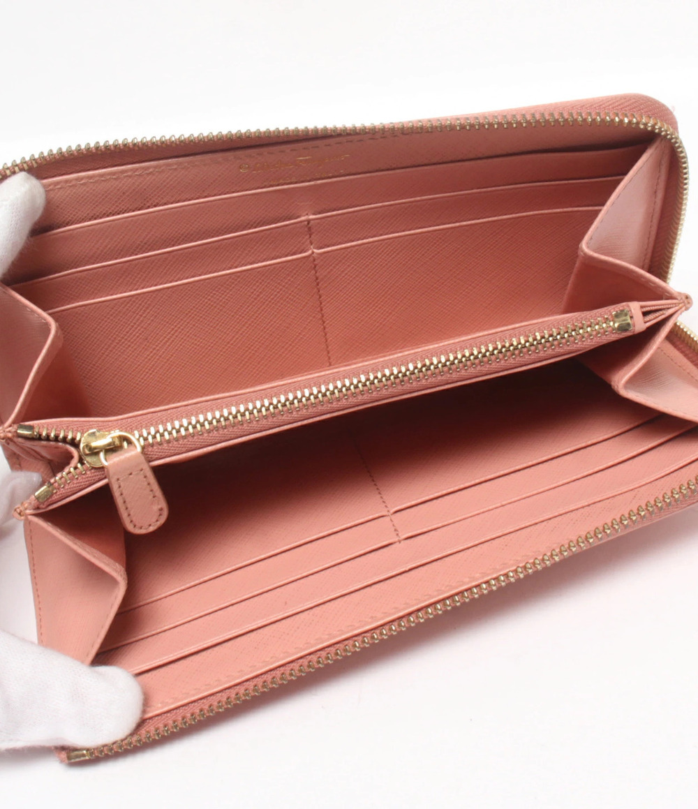 Salvatore Ferragamo Gancini zipper wallet Black